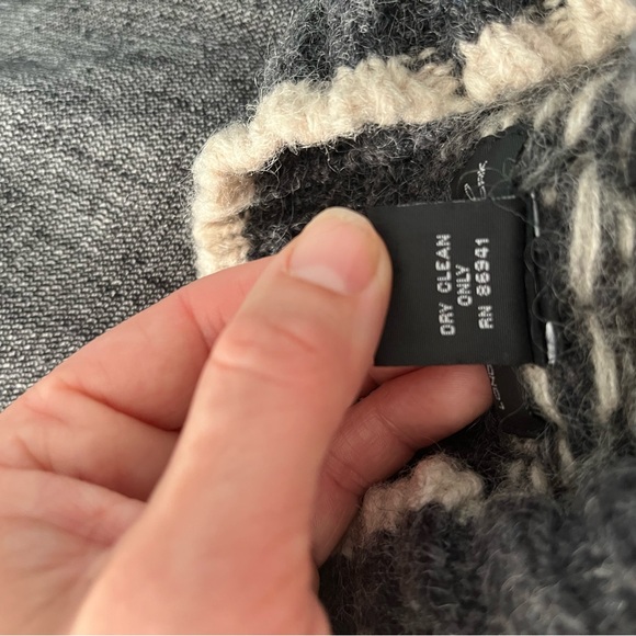 Vintage Limited Wool Sweater Gray Medium - Picture 9 of 10